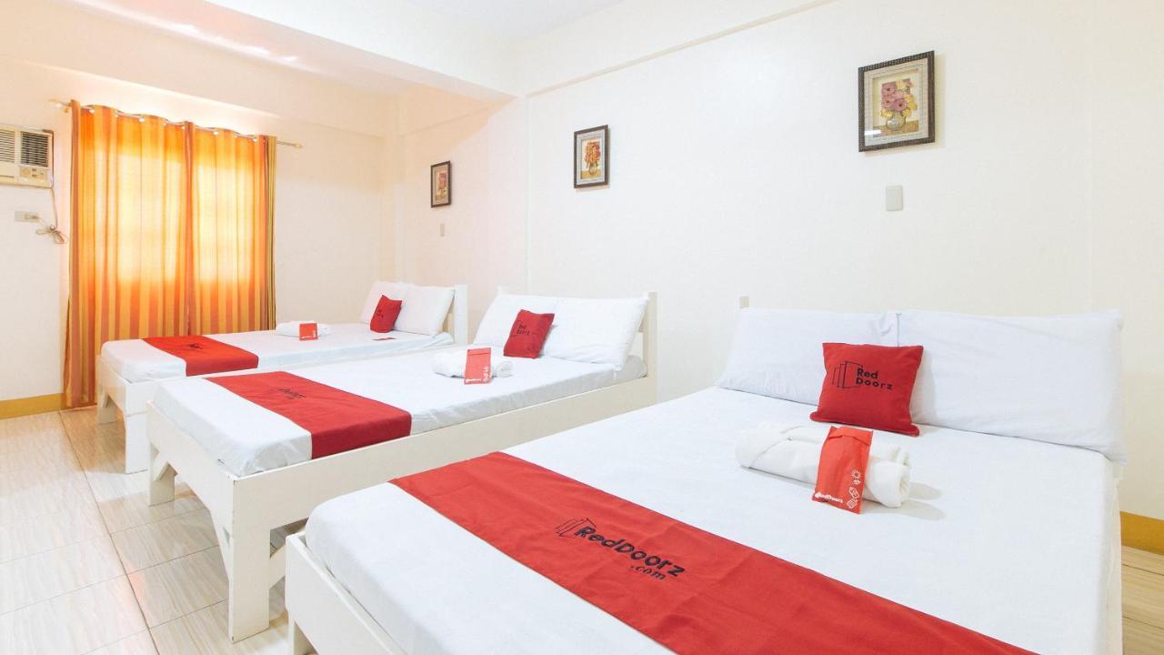 Reddoorz @ Golden Skye Hotel Guagua Ngoại thất bức ảnh