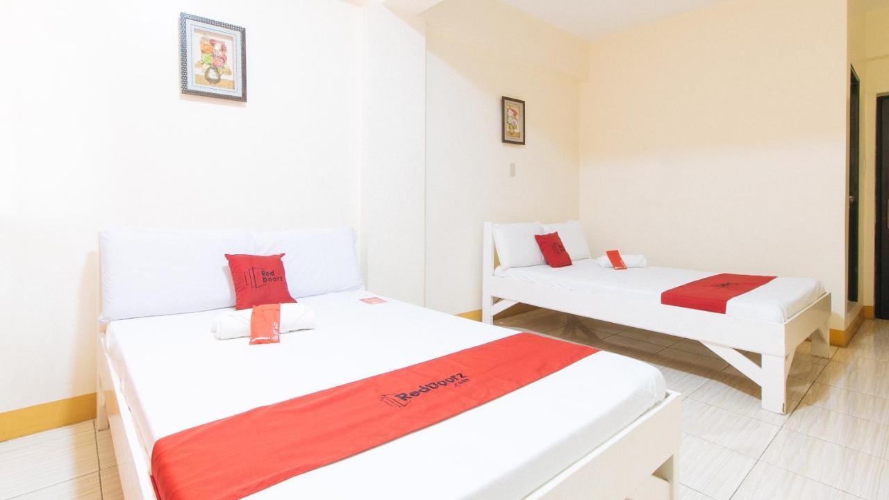 Reddoorz @ Golden Skye Hotel Guagua Ngoại thất bức ảnh